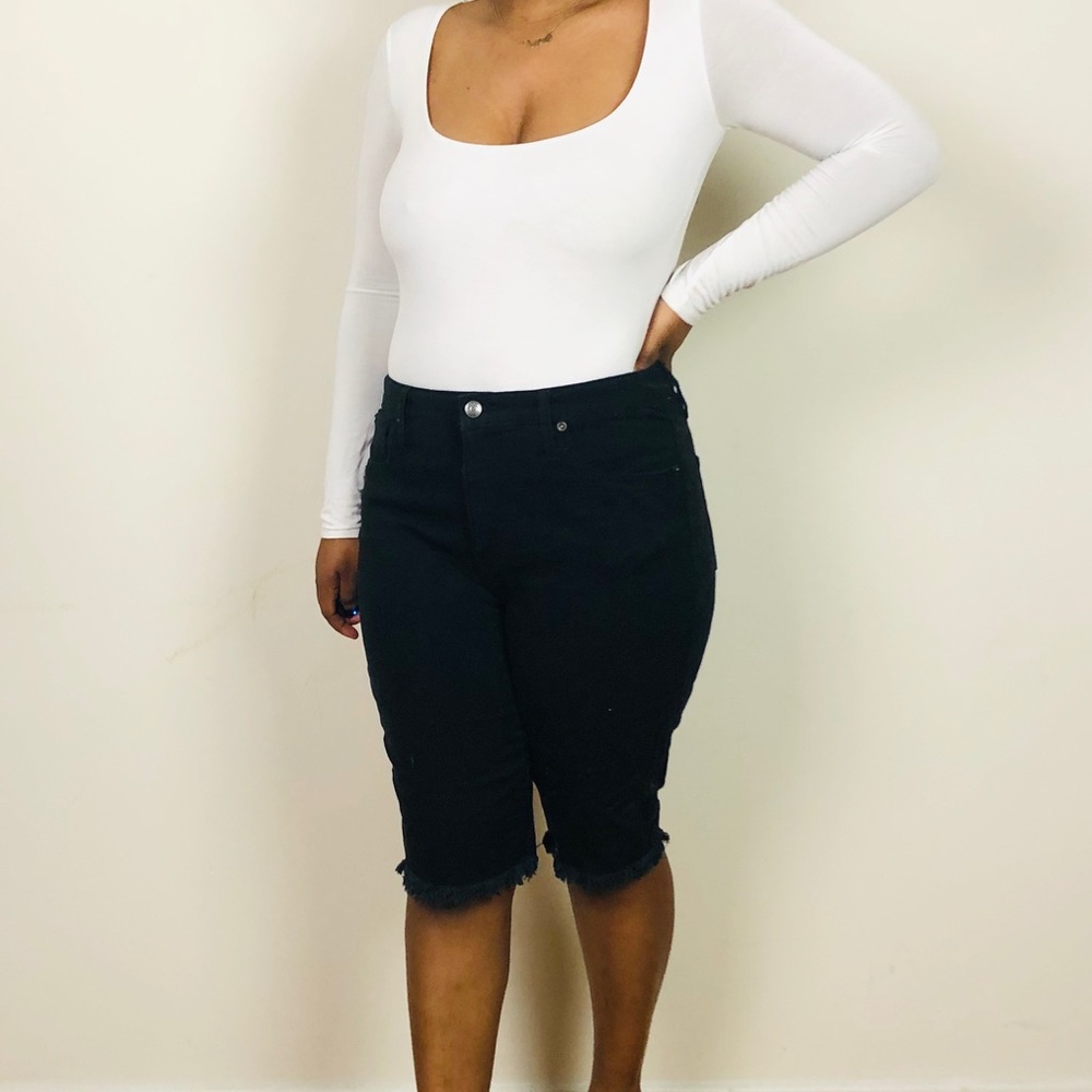 Mid rise black shorts